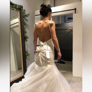 Katie May wedding dress. Us size 6. Never worn